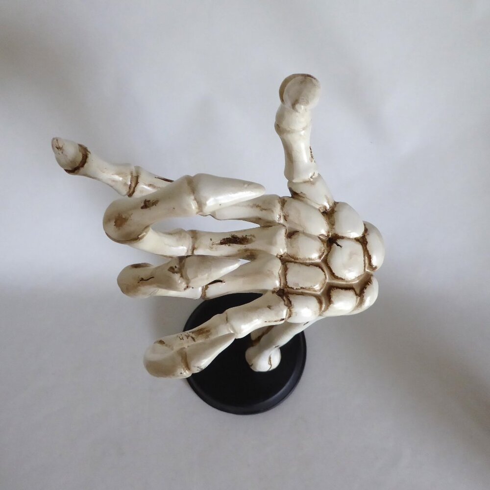 NEW 16” GOTHIC HALLOWEEN SKELETON ARM HOLDING METAL LANTERN CANDLE SCULPTURE - Picture 12 of 14